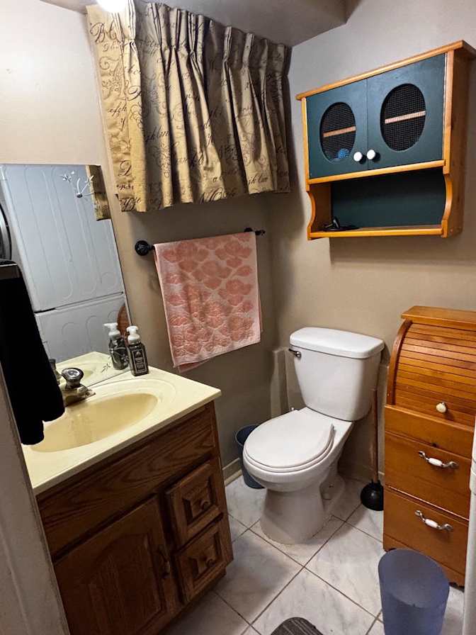 Val Zietsma's room