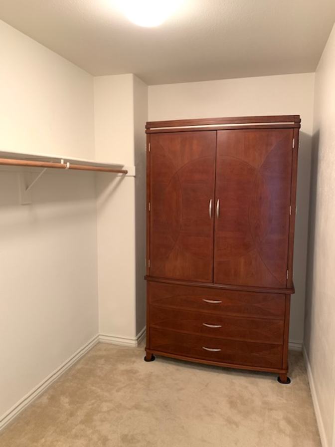 Joy’s  Rentals's room