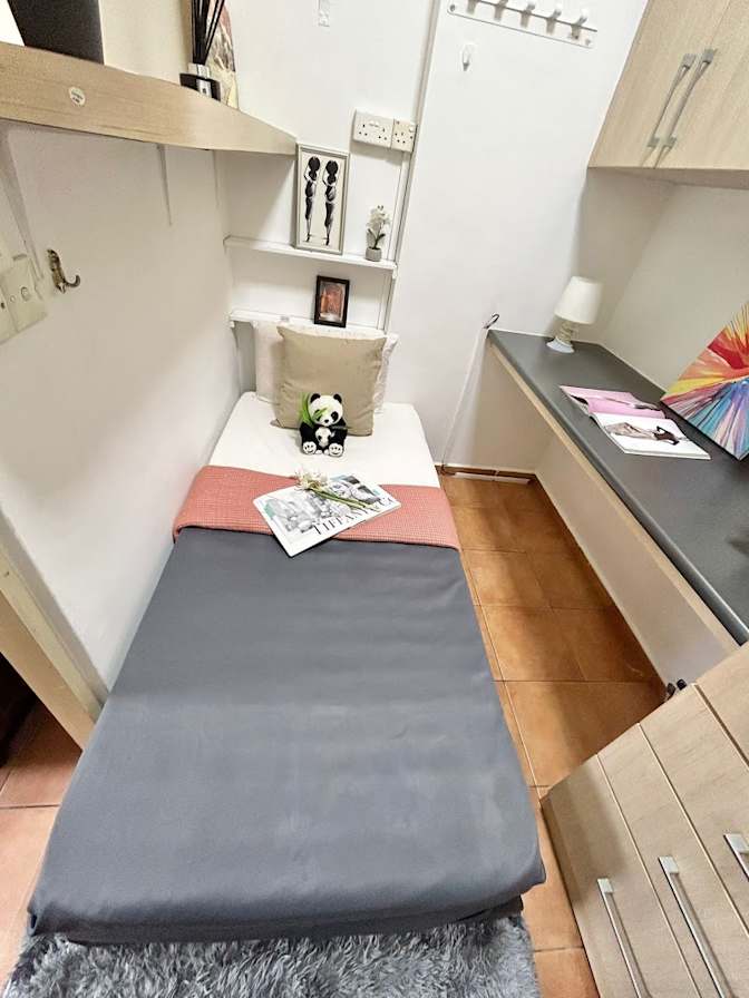 VVA EI's room