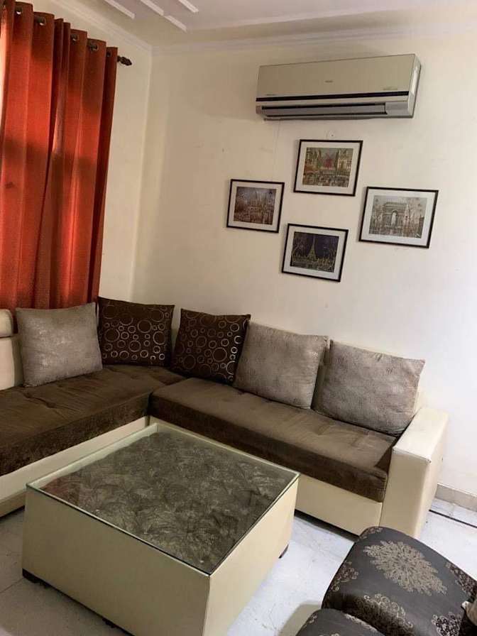 Neelam's room