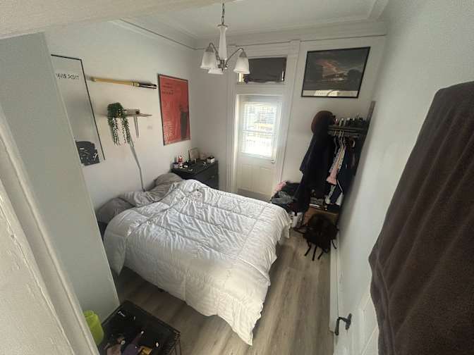 Jake Ohanian's room