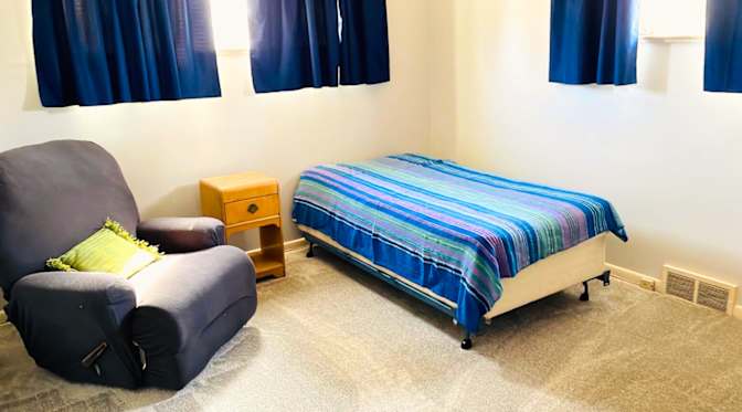 Vivian's room