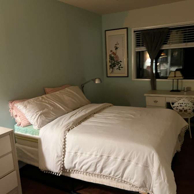 John Chao's room
