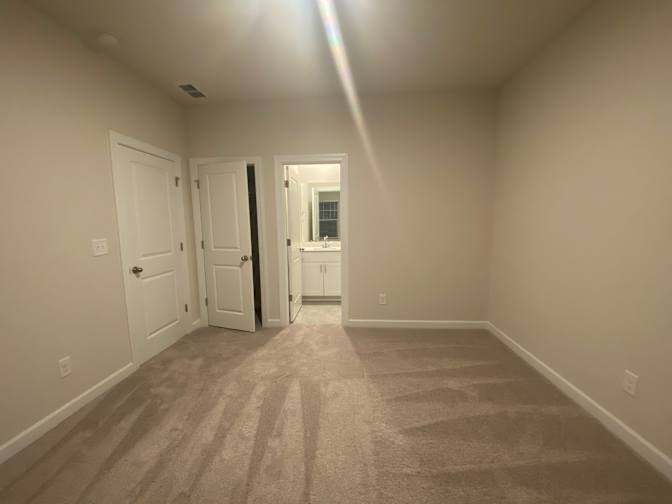 Alcove Rooms's room