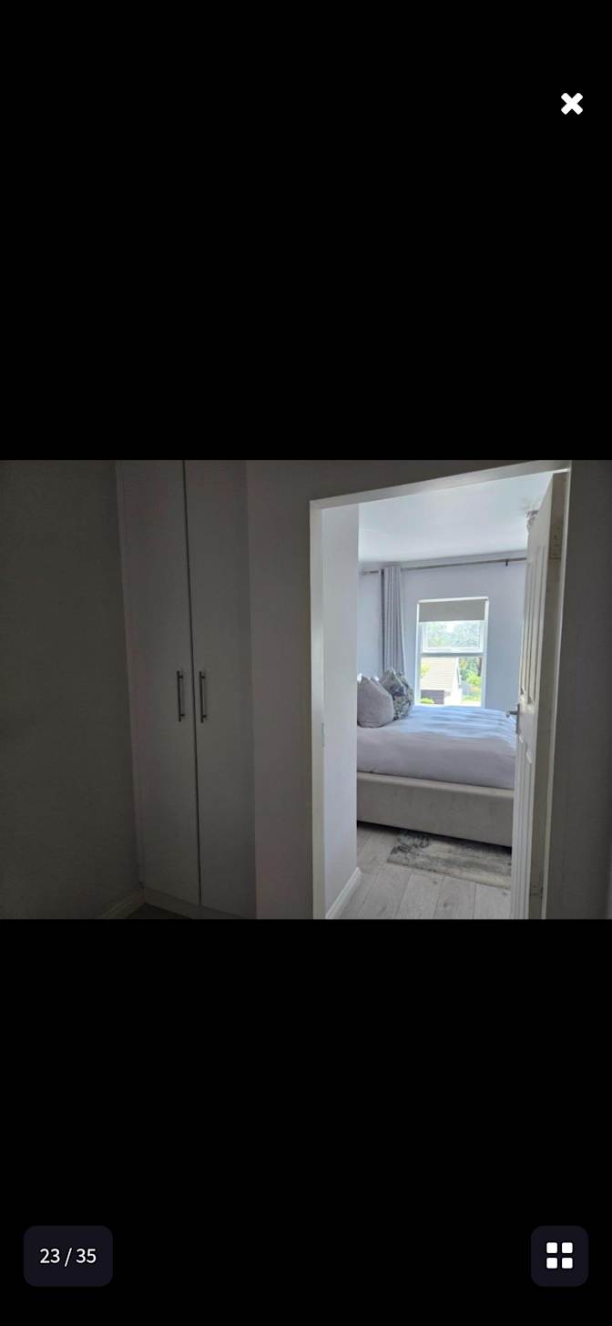 Vee's room