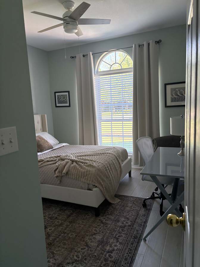 Ronda's room