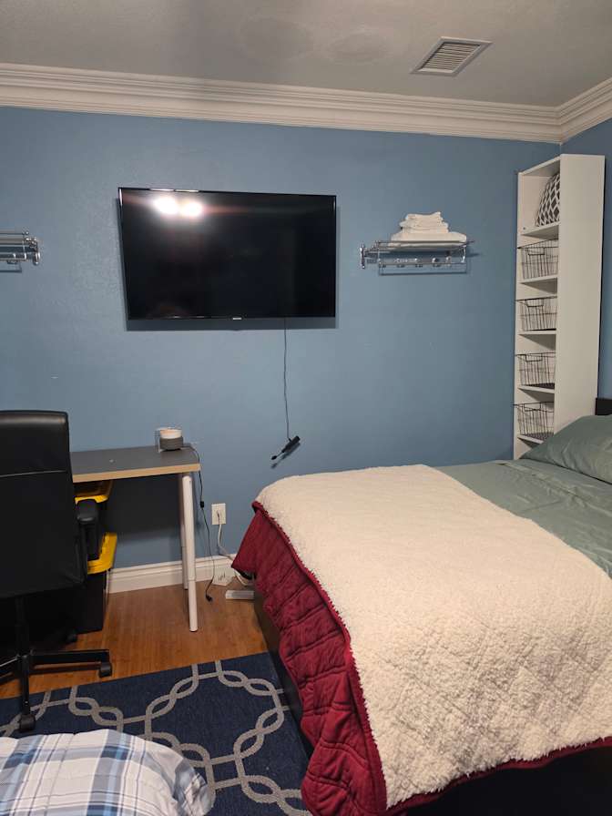 Gwen's room