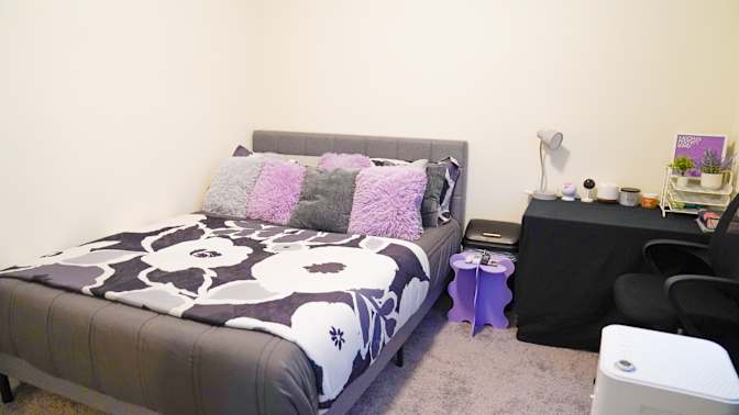 Elle's room