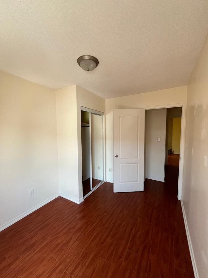 Henry Nguyen's room