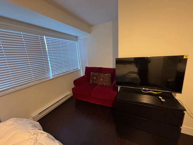 Luc's room