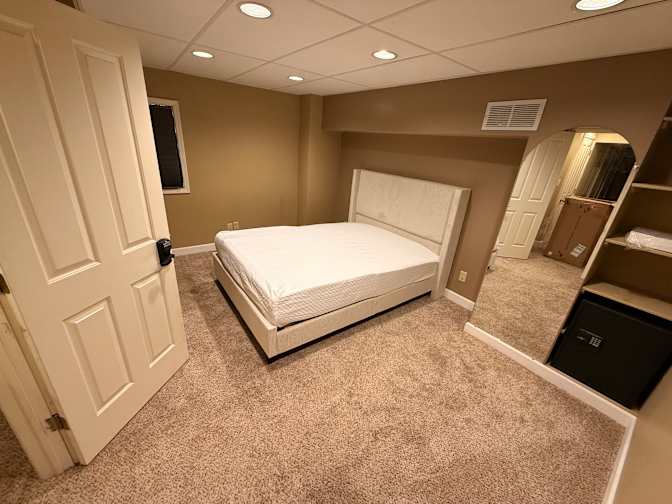 Ricardo's room