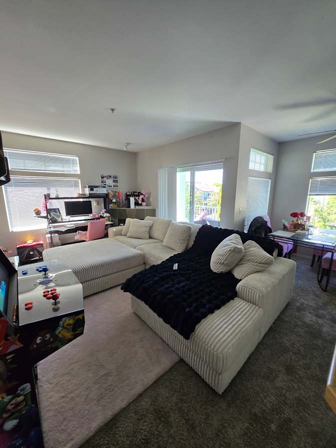 Ron's room