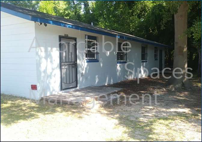 Affordable Spaces's room