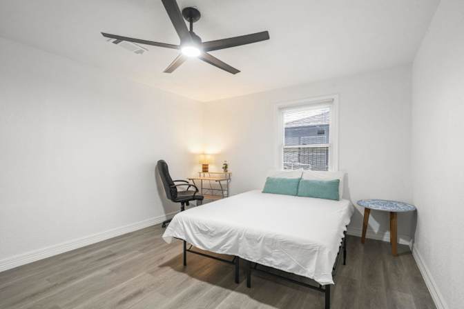PadSplit's room