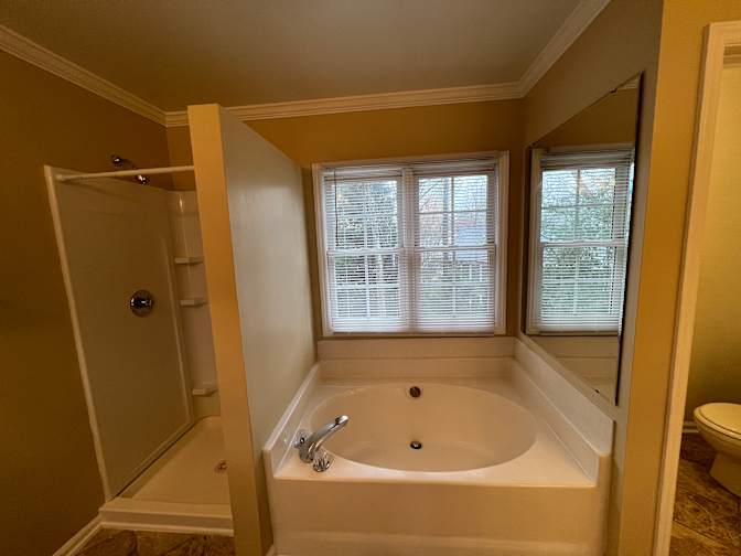 Alcove Rooms's room