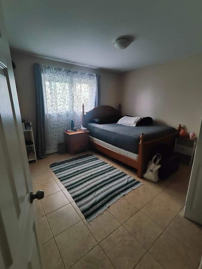 Fadia's room