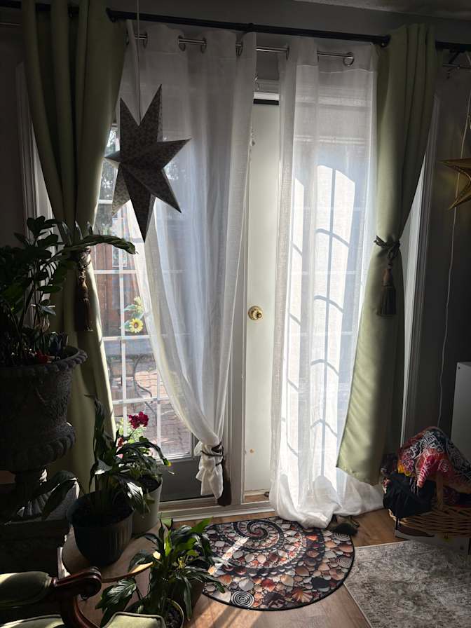 Ana's room