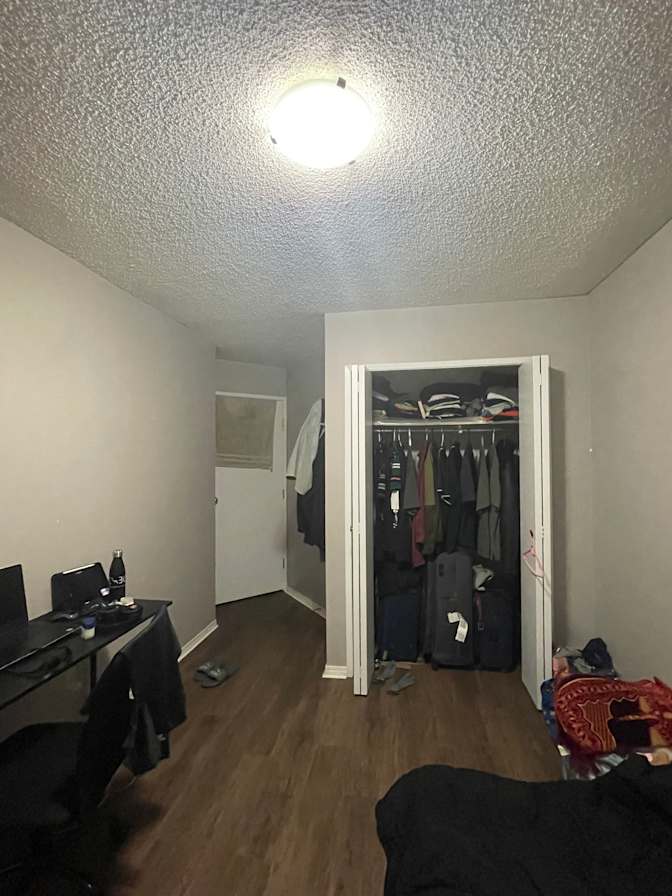 Ali's room