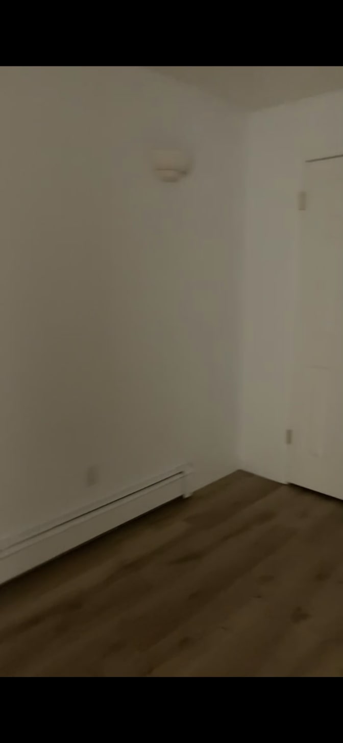 Tyra's room