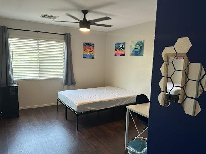 PadSplit's room