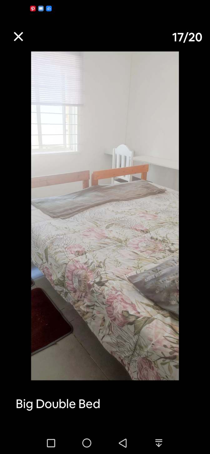 Samantha Davies's room