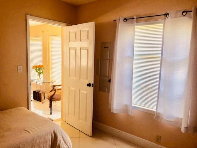 Giuliana De Silva's room