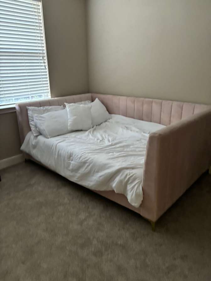 Lauren Garrott's room