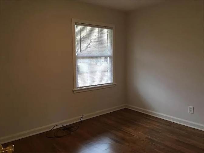 Alcove Rooms's room