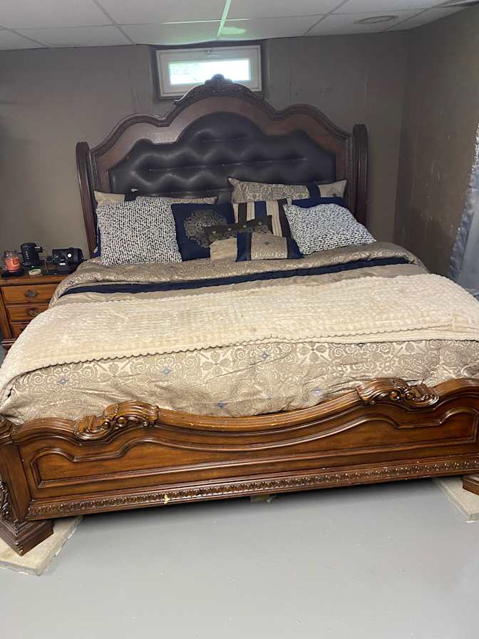 Scot's room