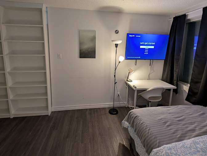 Serdar's room
