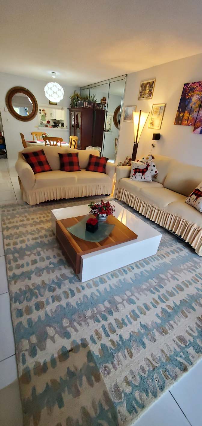 Flor Bello's room