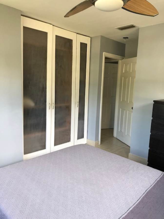Ronn's room