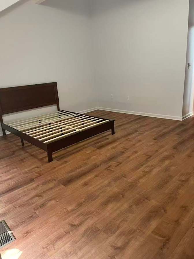 Jenny's room