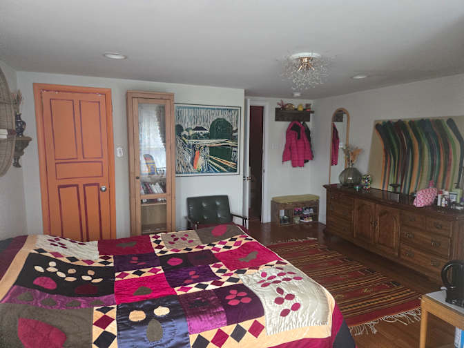 Simon's room