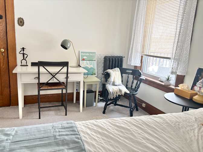Jennie's room