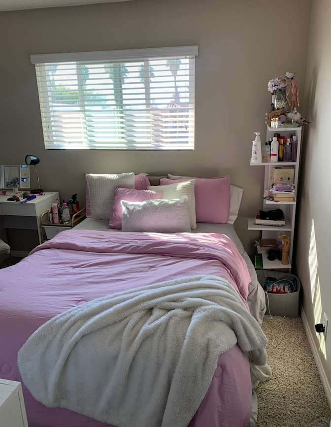 Valentina's room