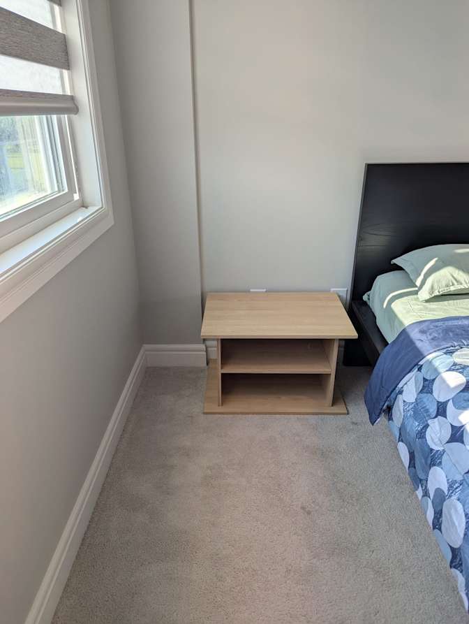 Yuvi Edmonton's room