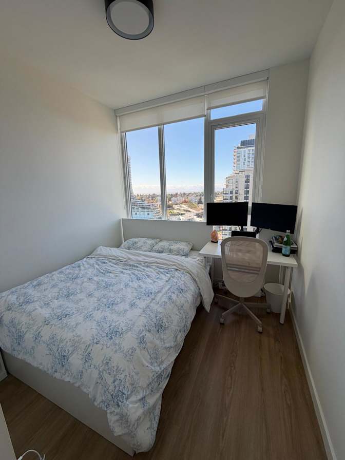 surucha arora's room