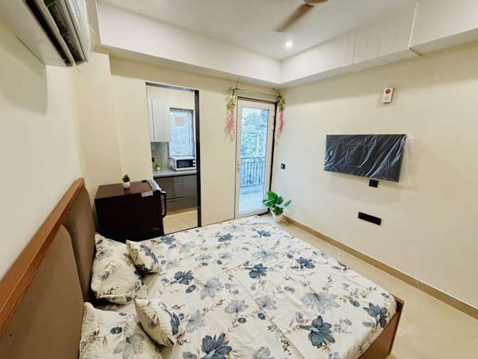 Tariq's room