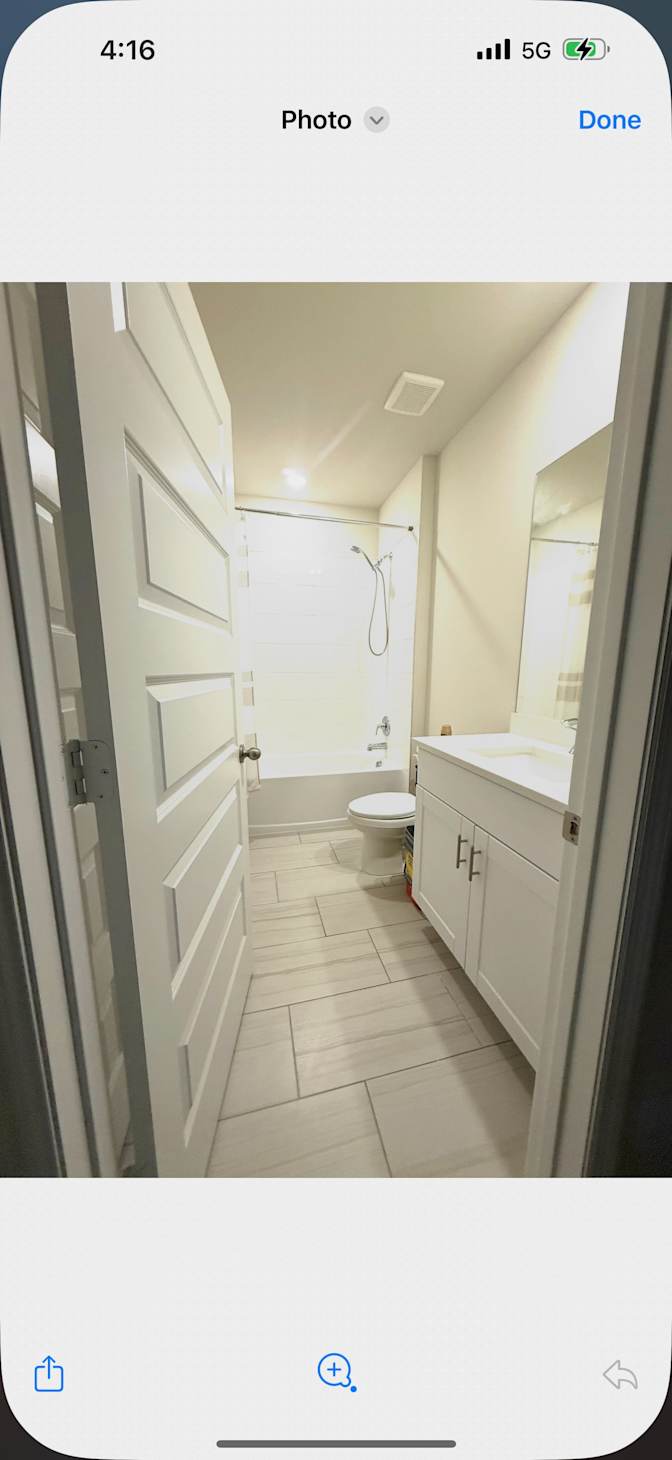 LandlordDRW's room