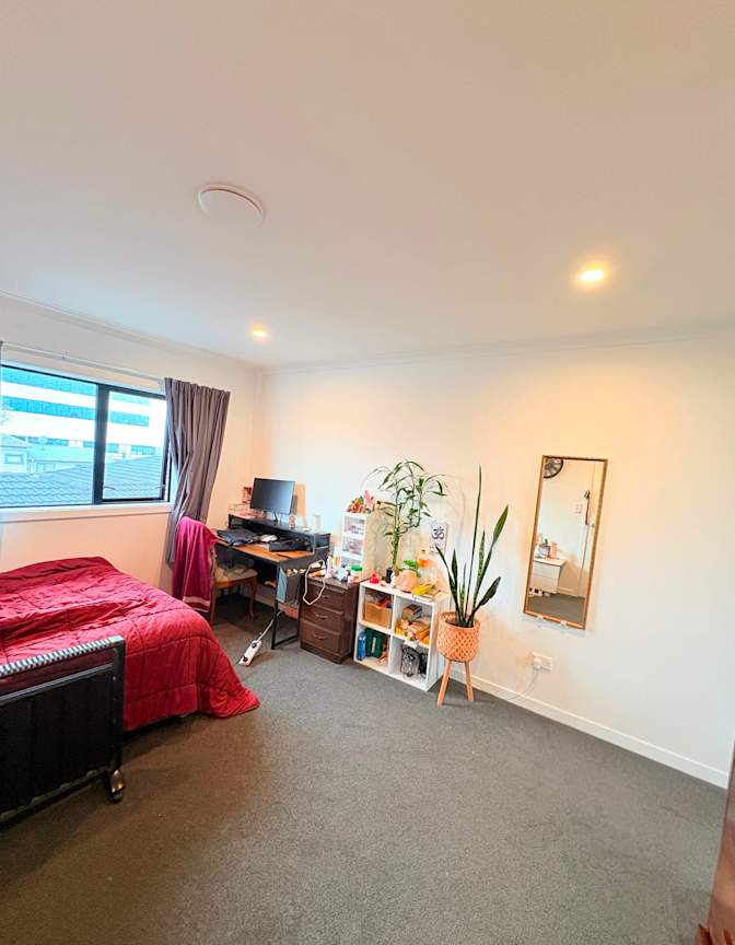 Yu Hsiang Lin's room