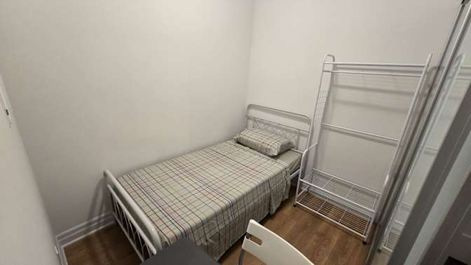 Jovi's room