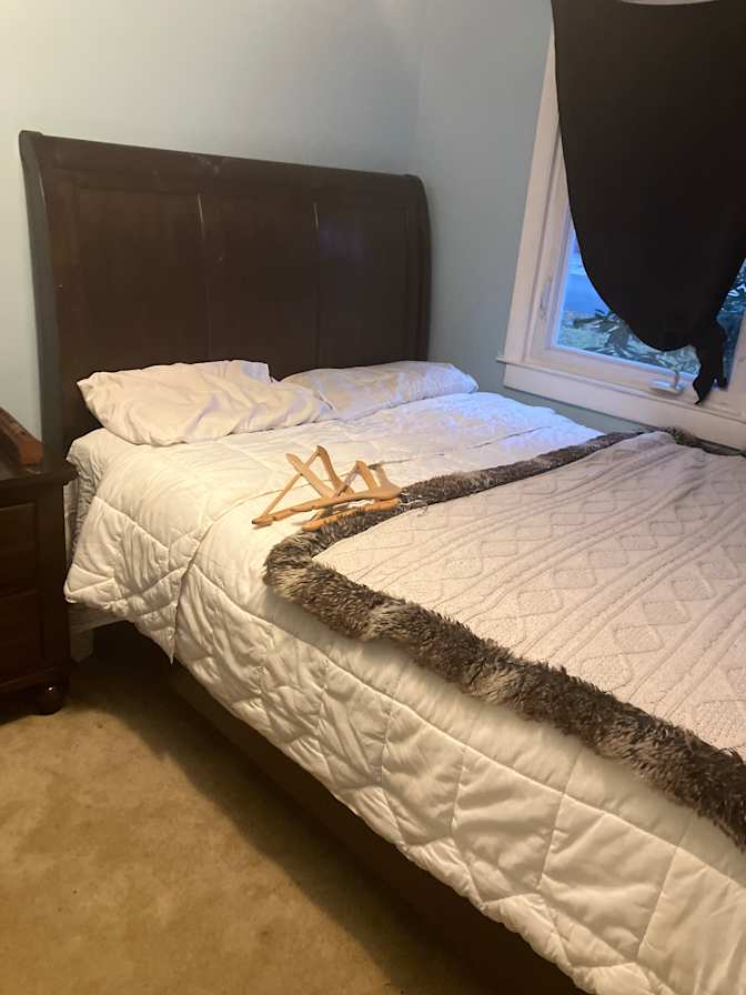 Leo Palmer's room