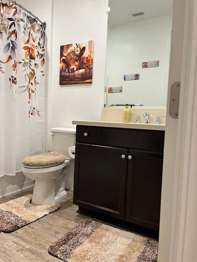 Lacey's room