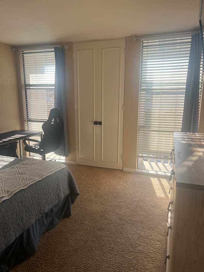Thomas's room