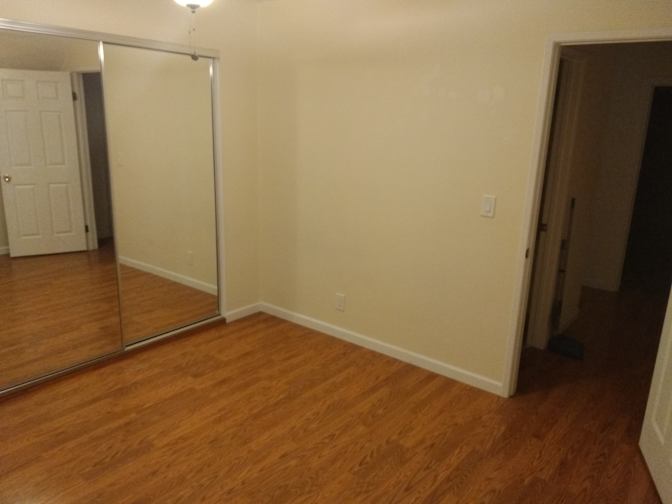 Carlos's room