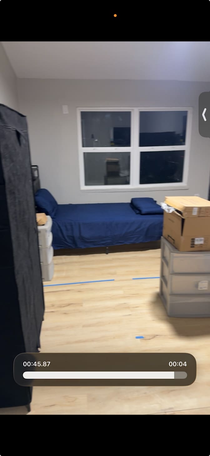 Davon's room