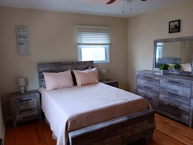 Travis's room