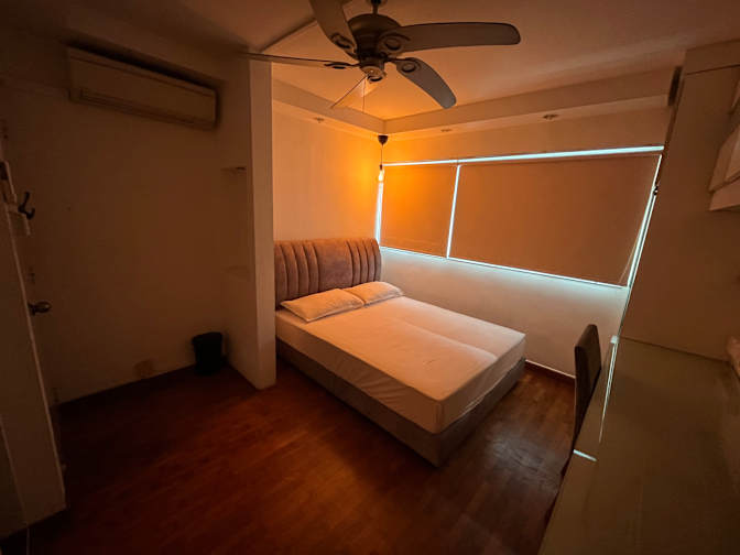 Khai Hung's room