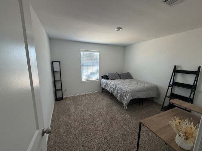 Alvaro's room